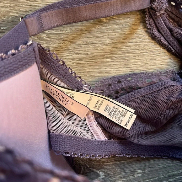 Victoria’s Secret dream angels bra lined Demi size 32DDD - Picture 2 of 3
